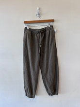 Load image into Gallery viewer, Zara Pants Size Small
