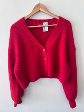 Load image into Gallery viewer, Edikted Sweater Size Medium
