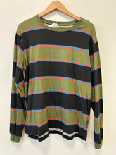 Load image into Gallery viewer, Urban Outfitters ( U ) Long Sleeve T-shirt Size Small
