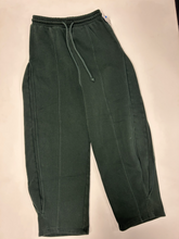 Load image into Gallery viewer, Zara Pants Size Medium
