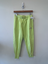 Load image into Gallery viewer, Nike Athletic Pants Size Medium
