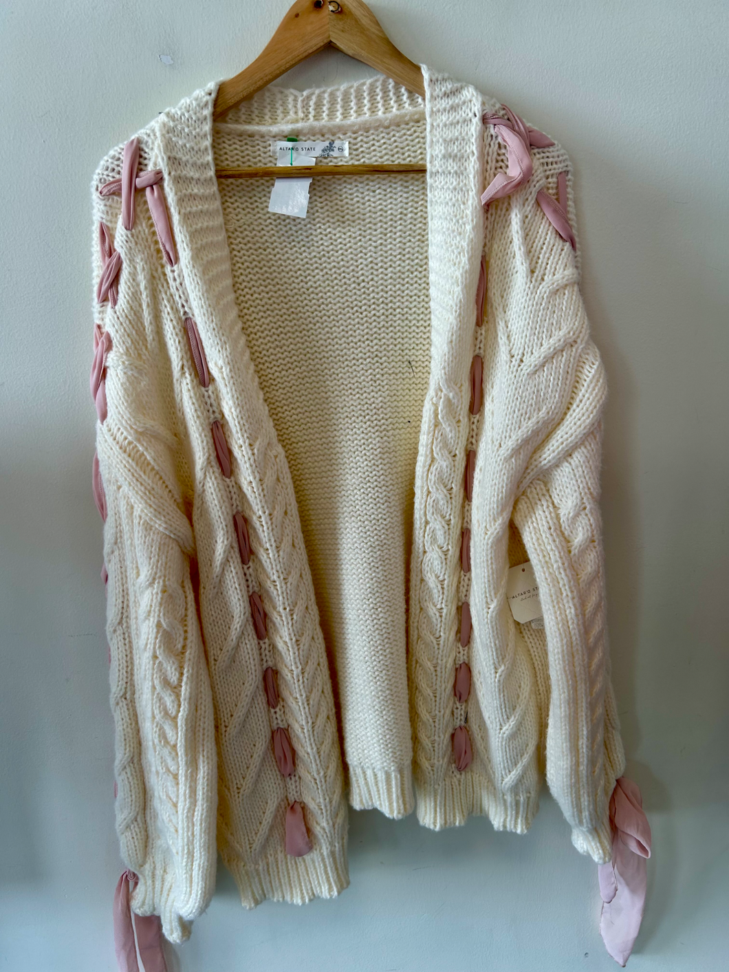 Altar'd State Sweater Size XXL