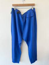 Load image into Gallery viewer, Nike Athletic Pants Size 4XL
