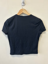 Load image into Gallery viewer, Abercrombie &amp; Fitch T-Shirt Size Small
