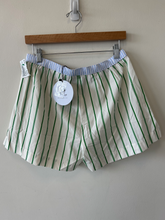 Load image into Gallery viewer, Princess Polly Shorts Size 7/8
