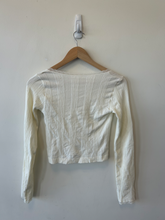 Load image into Gallery viewer, Urban Outfitters ( U ) Long Sleeve Top Size Medium
