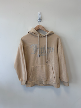 Load image into Gallery viewer, Forever 21 Sweatshirt Size Medium
