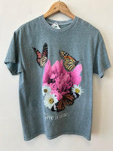 Load image into Gallery viewer, Pac Sun T-shirt Size Small
