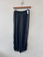 Load image into Gallery viewer, Aerie Pants Size Small
