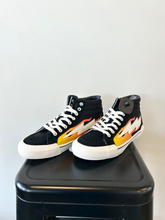 Load image into Gallery viewer, Casual Shoes Mens 8
