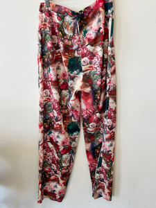 Pretty Little Thing Pants Size 9/10 (30)