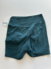 Load image into Gallery viewer, Athletic Shorts Size Medium
