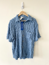 Load image into Gallery viewer, Short Sleeve Top Size Large
