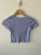 Load image into Gallery viewer, Brandy Melville T-Shirt Size Small
