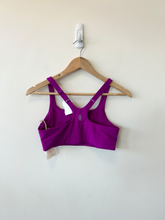 Load image into Gallery viewer, Free People Sports Bra Size Extra Small
