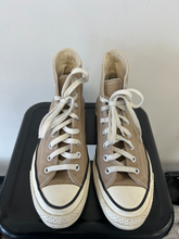 Load image into Gallery viewer, Converse Shoes Womens Athletic Shoes Womens 10.5
