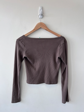 Load image into Gallery viewer, Brandy Melville Long Sleeve Top Size Small
