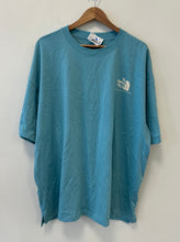 Load image into Gallery viewer, North Face T-shirt Size Extra Large

